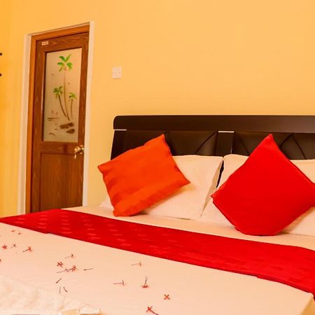 Peacock Resort Anuradhapura Exteriör bild